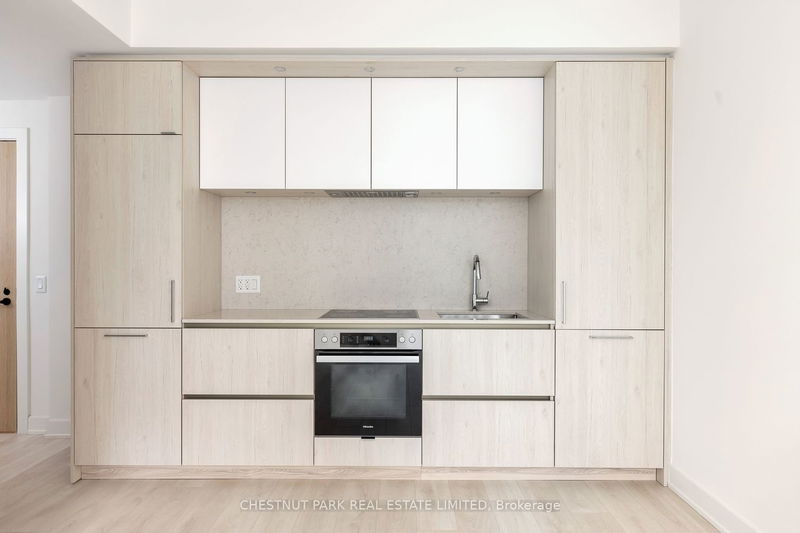 home for lease on 3313-35 Mercer Street