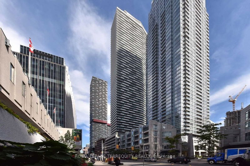home for sale on 2109-2221 Yonge Street