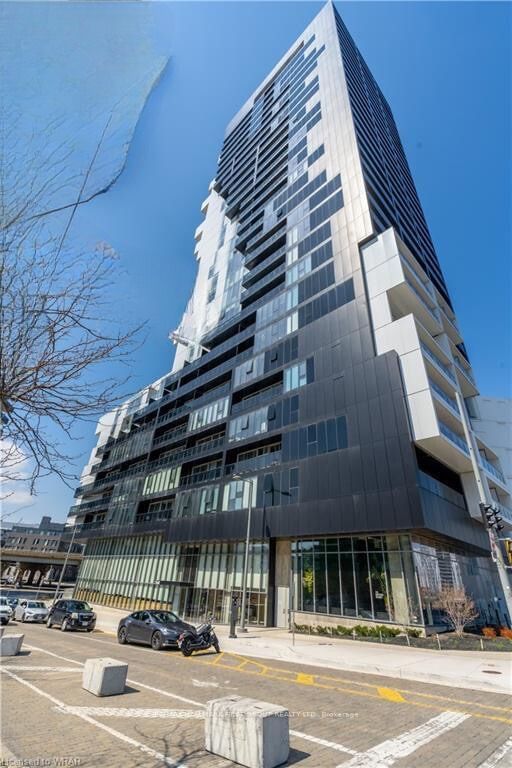 home for lease on 1204-170 Bayview Avenue