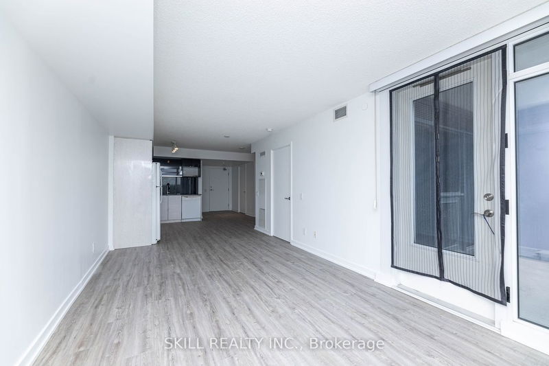  908 - 72 Esther Shiner Blvd  Toronto, M2K 0C4 | Image 11