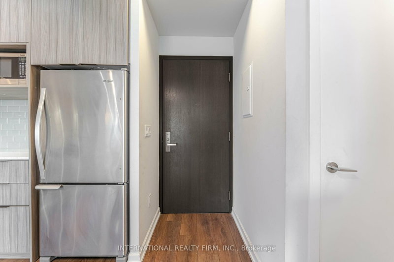 Room2