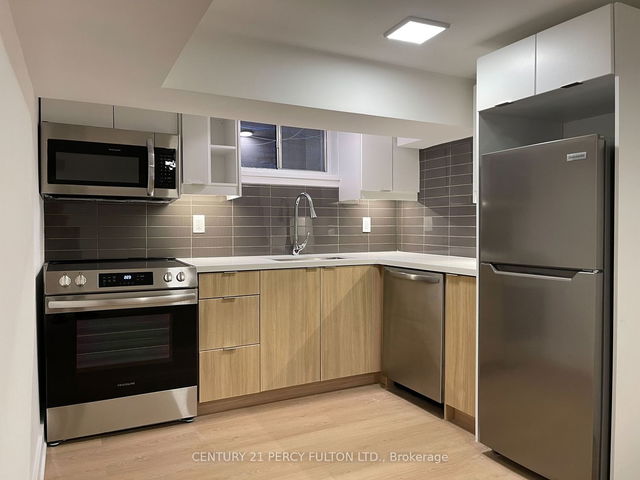 #1 - 356 Walmer Road