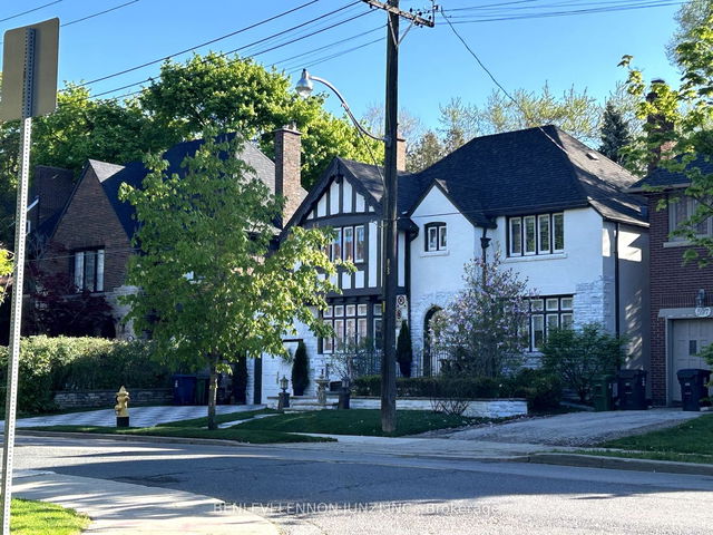 599 Spadina Road