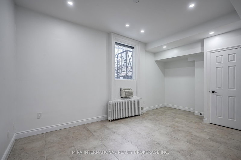 104 - 180 Sherbourne St, Toronto, M5A 2R7 | Image 3