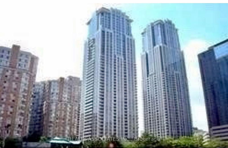 home for lease on 2702-761 Bay Street