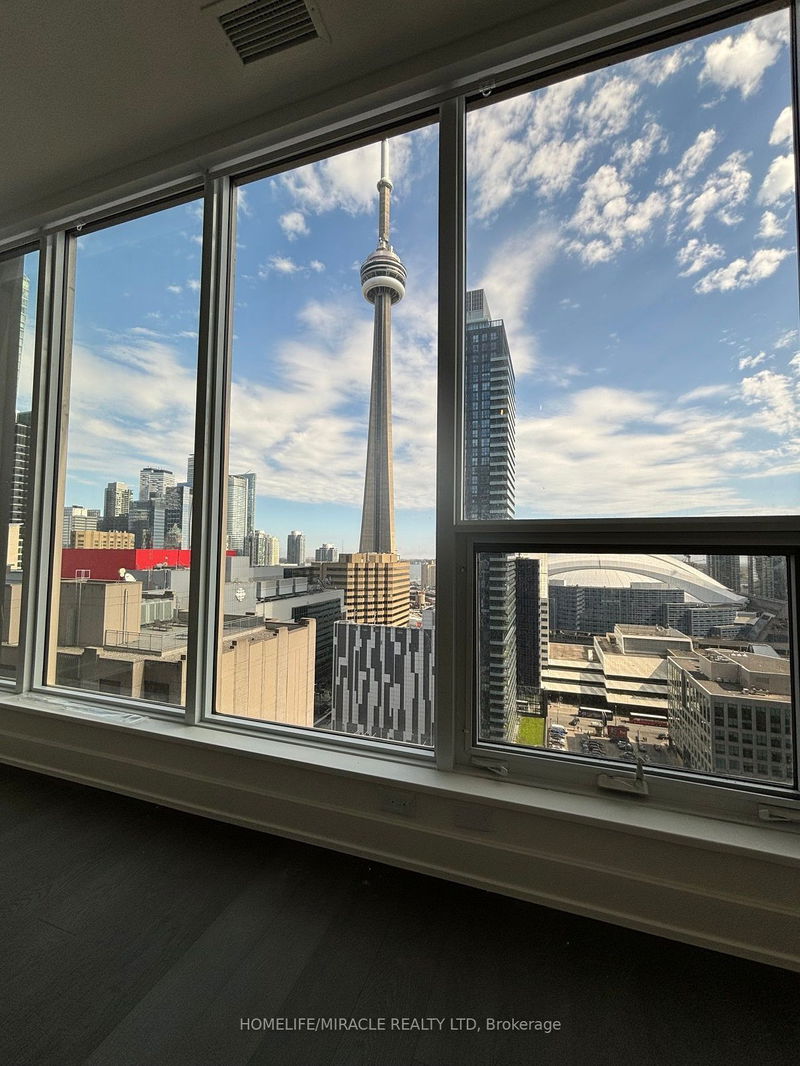 home for lease on 1901-15 Mercer Street