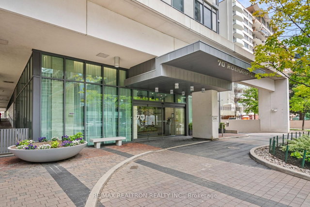 70 Roehampton 1220 - 70 Roehampton Avenue, Toronto | Sold, C8353582 | Condos.ca