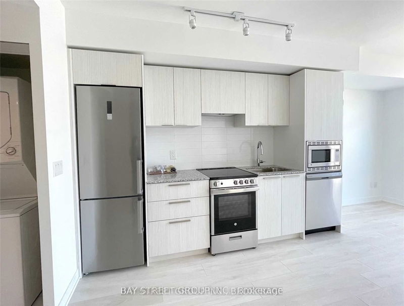 home for lease on 2603-501 Yonge Street