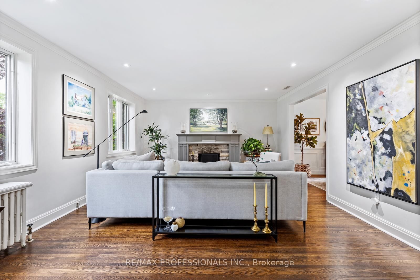 Listing Image 7