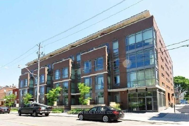 home for lease on 303-707 Dovercourt Road