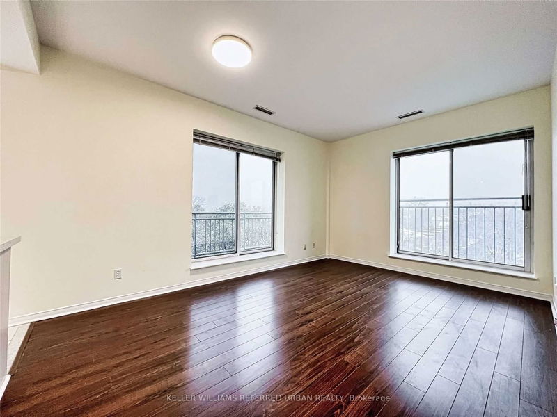 home for lease on 406-600 Eglinton Avenue E