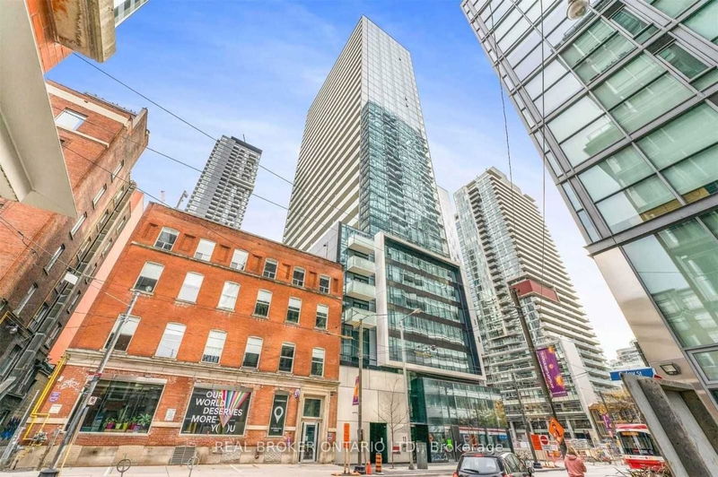home for lease on 2107-11 Charlotte Street