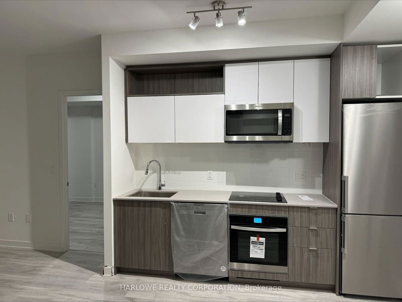 home for lease on 2808 E-70 Princess Street