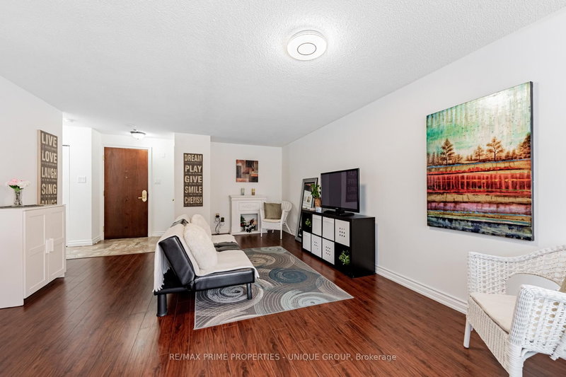 225 - 1210 Don Mills Rd, Toronto, M3B 3N9 | Image 2