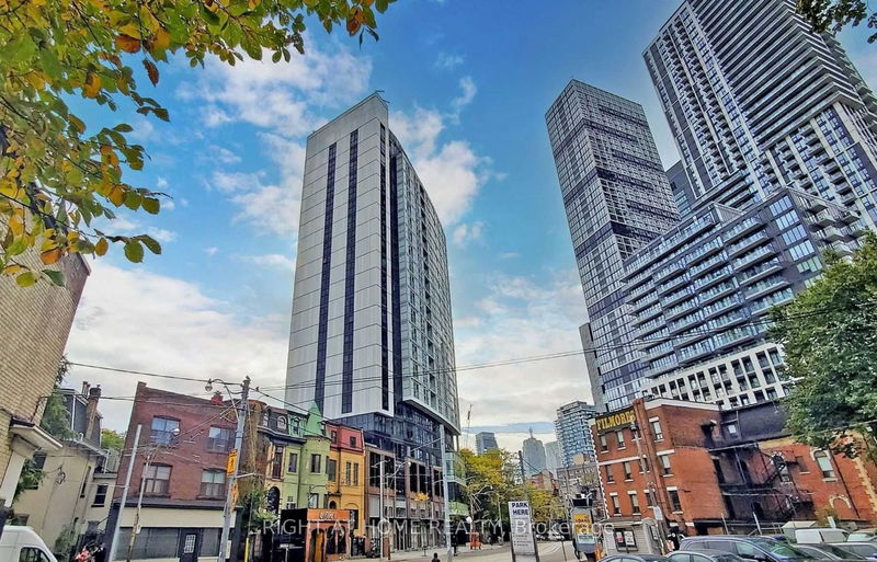 home for lease on 905-219 Dundas Street E