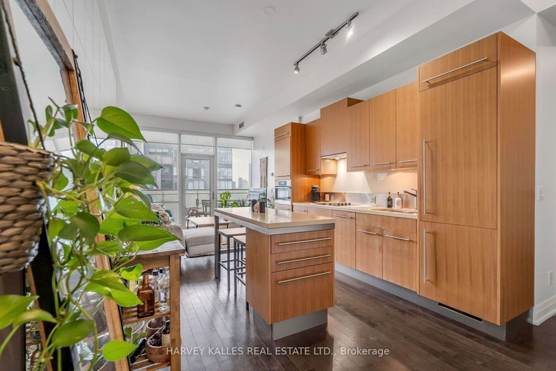 home for sale on 4205-80 John Street