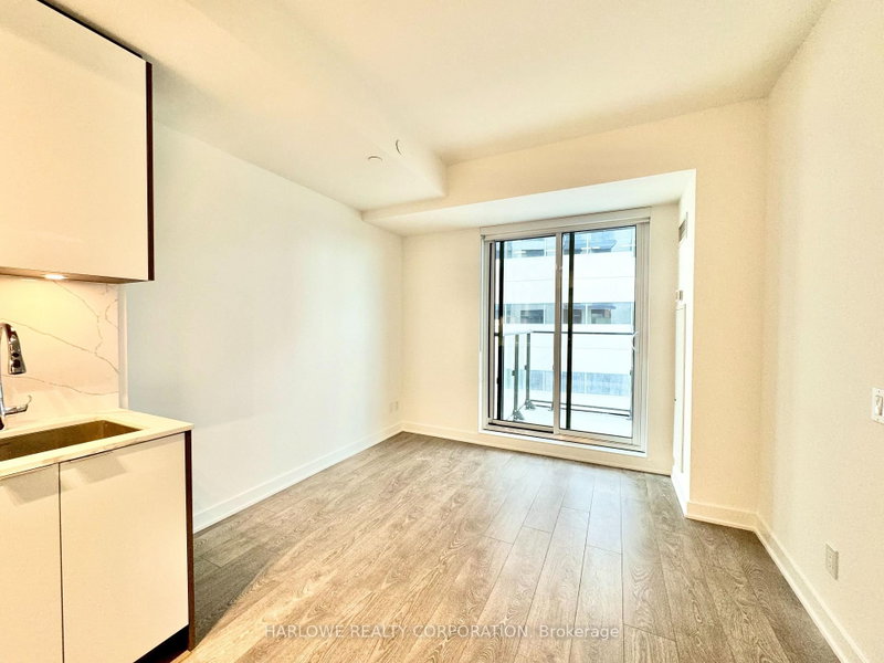 Room1
