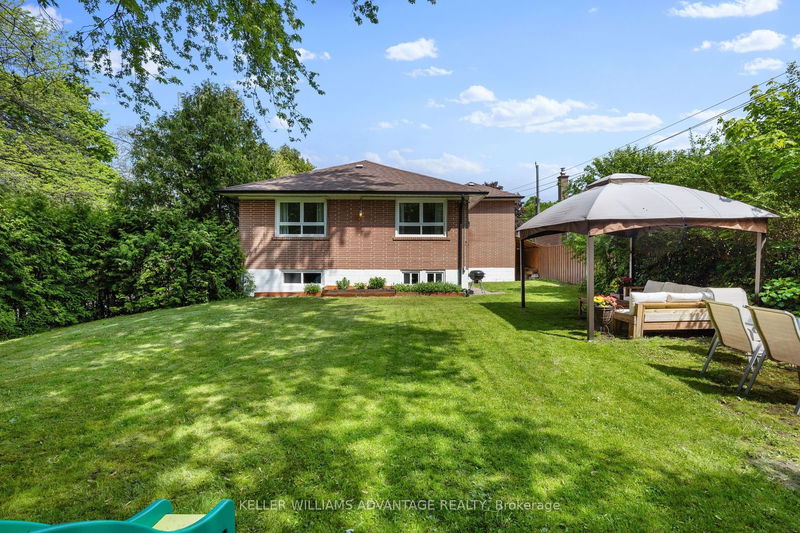 297 BETTY ANN Dr  Toronto, M2R 1A9 | Image 29