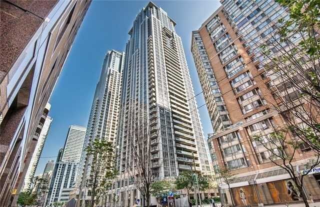home for lease on 1911-761 Bay Street