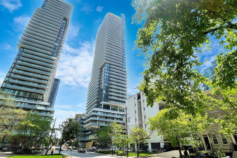 home for sale on 901-161 Roehampton Avenue