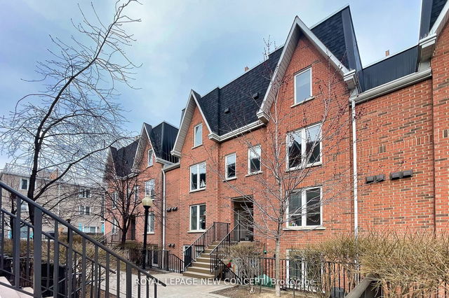 330 - 26 Douro Street