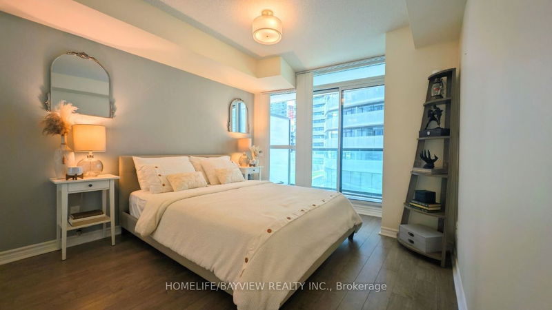  708 - 19 Grand Trunk Cres  Toronto, M5J 3A3 | Image 17