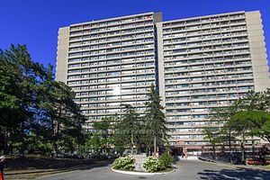  1708 - 100 Leeward Glwy  Toronto, M3C 2Z1 | Image 2