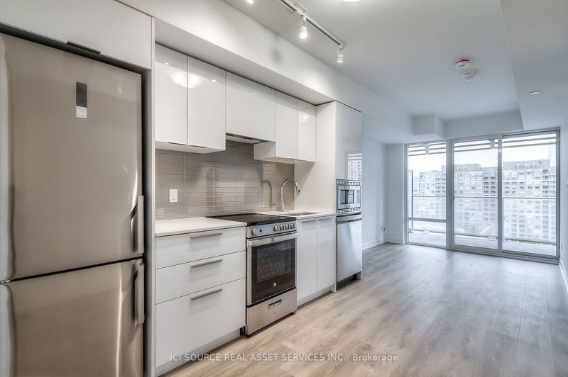 home for lease on 1009-18 Maitland Terrace