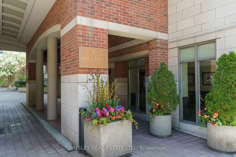 home for lease on 305-39 Jarvis Street