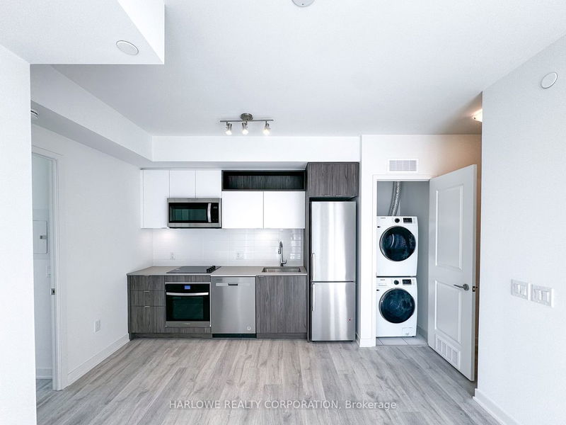 home for lease on 4001-100 Dalhousie Street