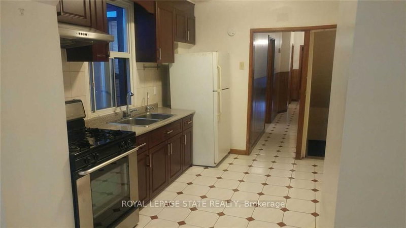 36 Mitchell Ave, Toronto, M6J 1B9 | Image 2