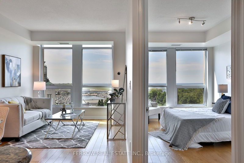 home for sale on 1113-628 Fleet Street