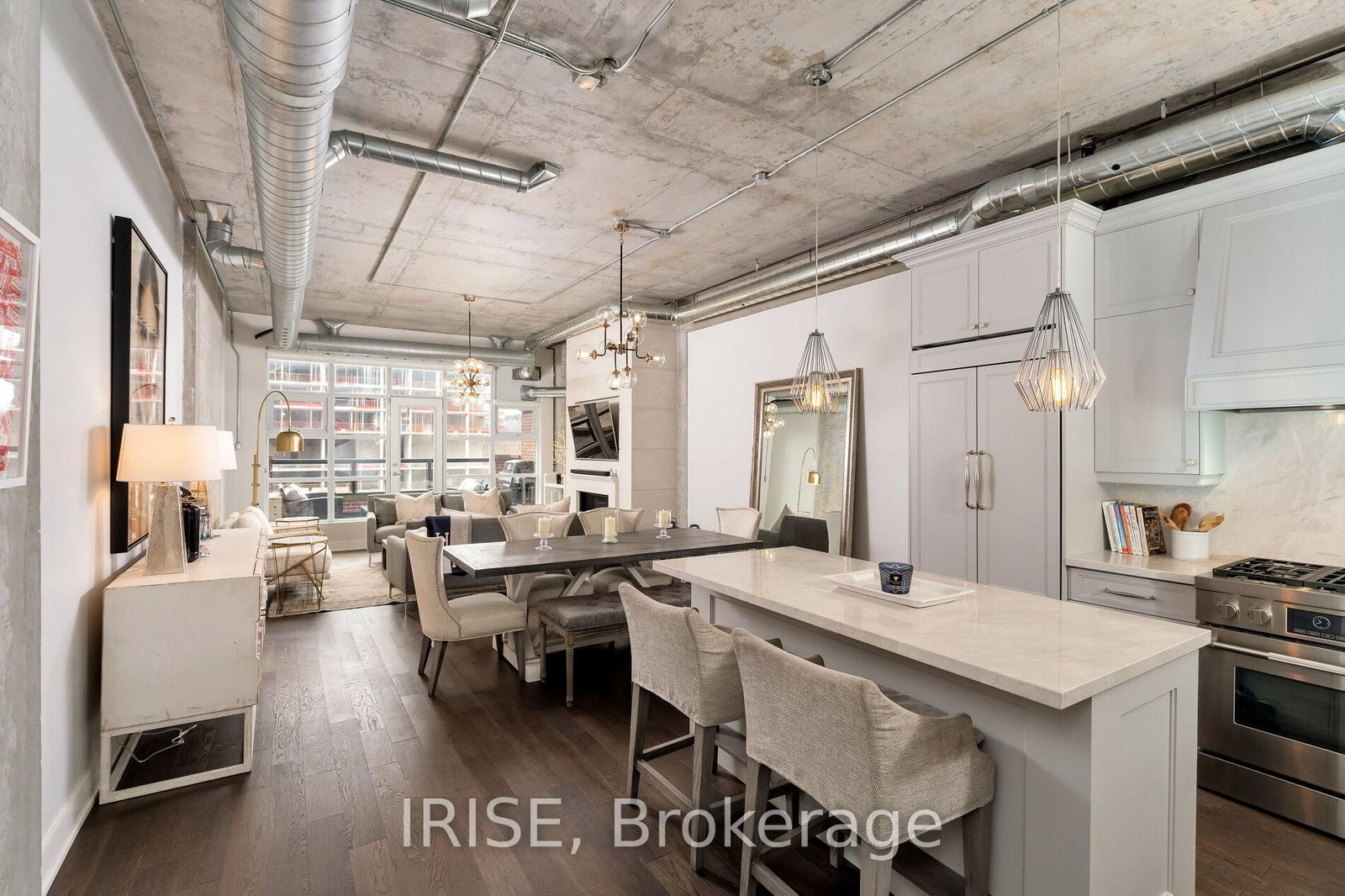 Listing Image 7