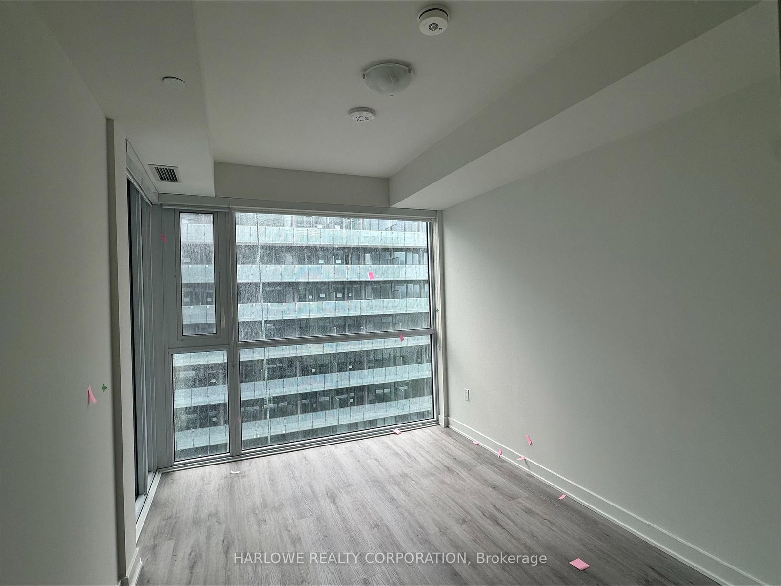 70 Princess Street, Unit 2813 E - Photo 4