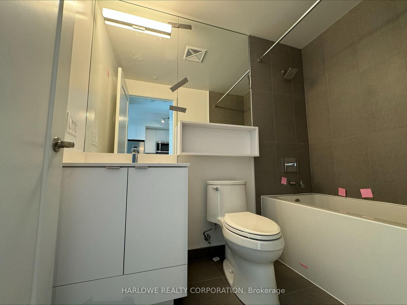 70 Princess Street, Unit 2813 E - Photo 5