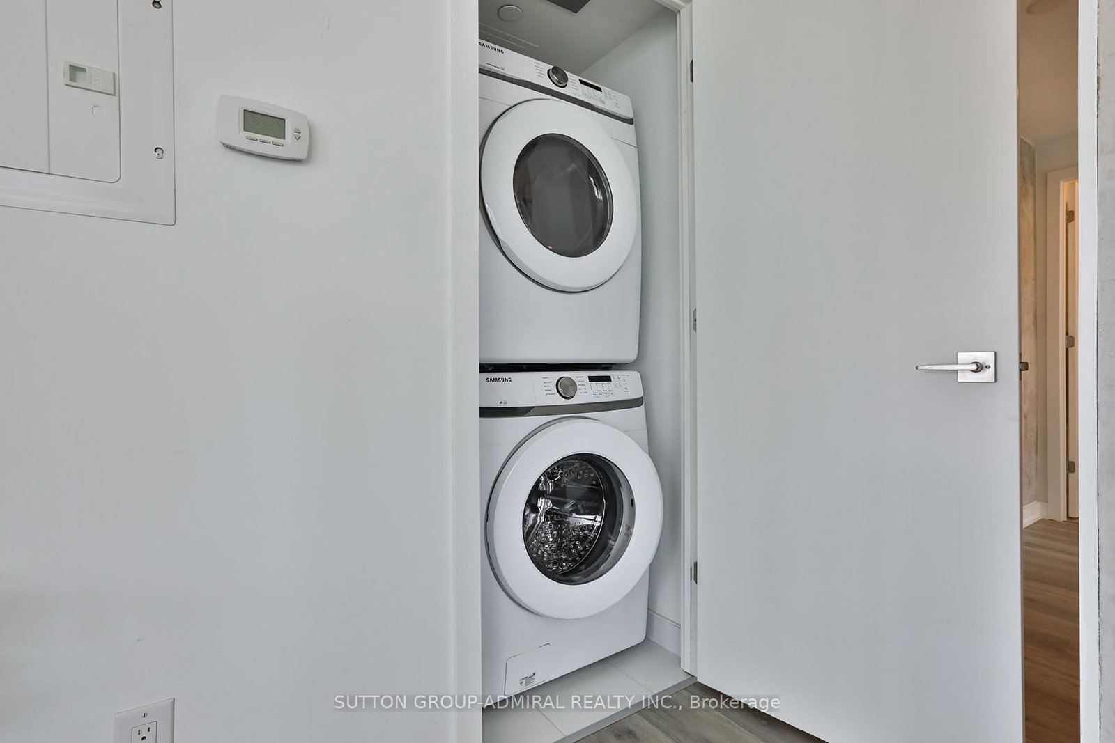 Listing Image 26