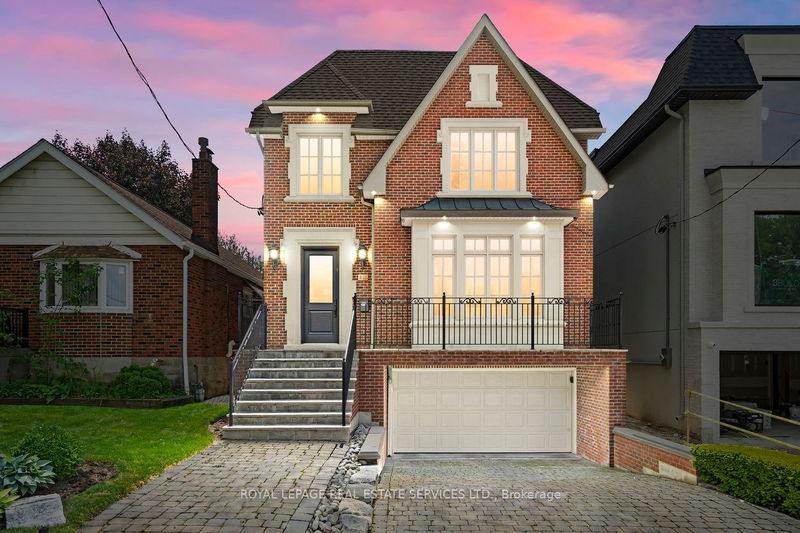 home for sale on 441 Old Orchard Grve