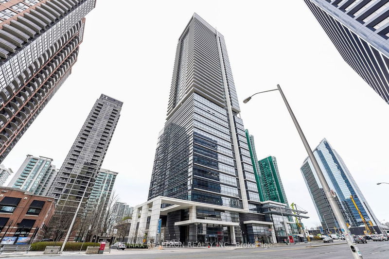 home for lease on 2020-5 Sheppard Avenue E