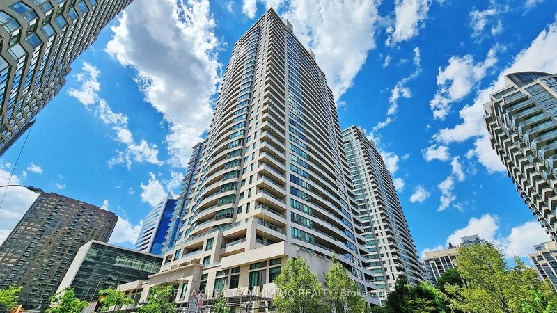 home for sale on 811-18 Spring Garden Avenue