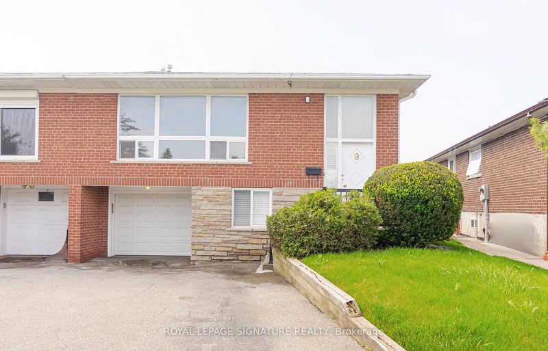 home for sale on 9 Foxhound Court