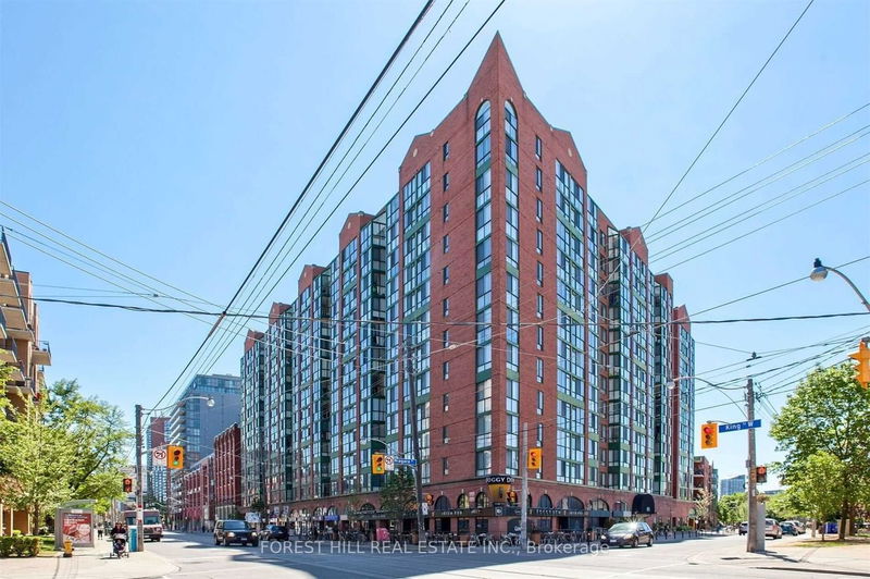 home for lease on 501-801 King Street W