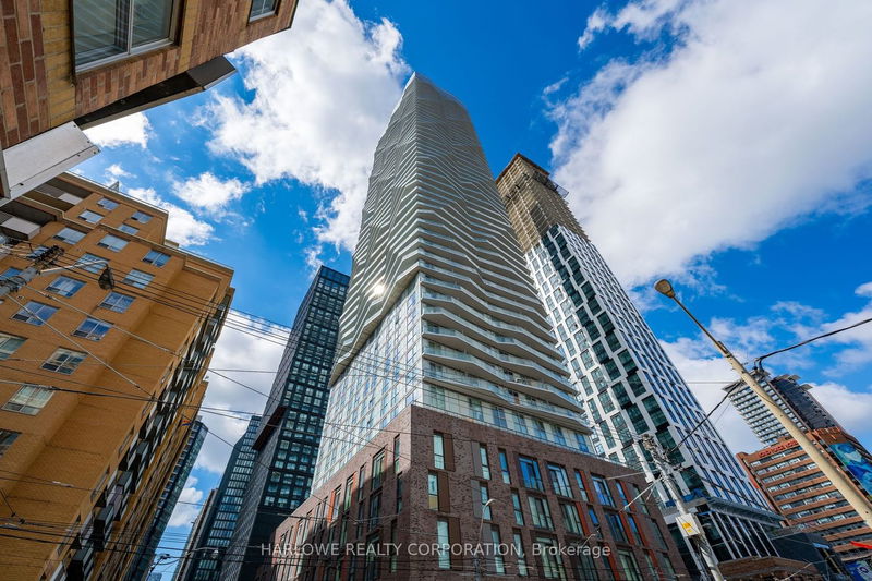 home for lease on 5001-100 Dalhousie Street