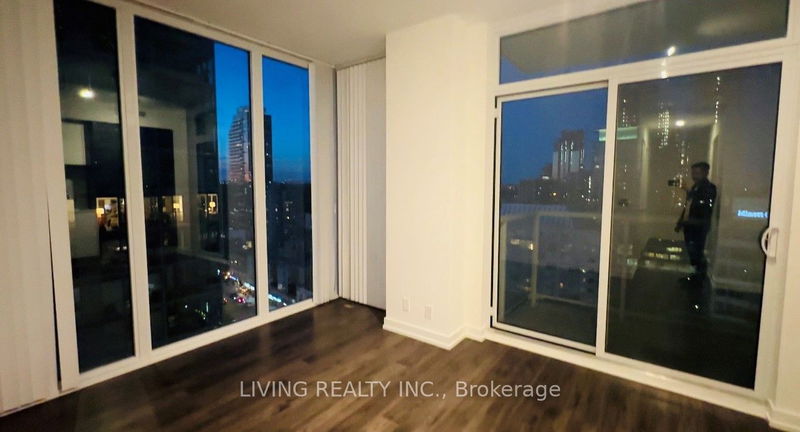home for lease on 1303-33 Helendale Avenue