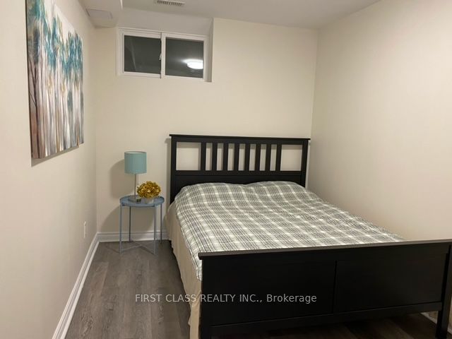 home for lease on #3-43 Wales Avenue