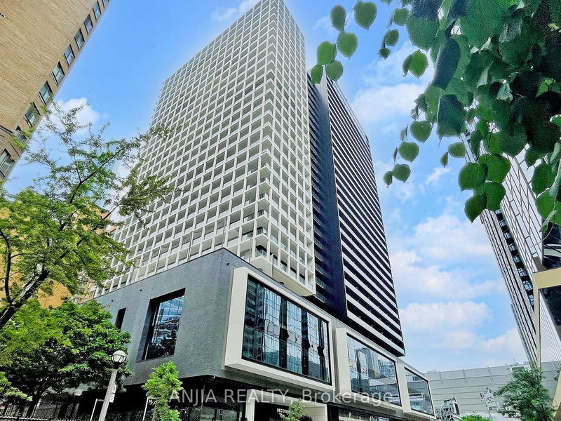 home for lease on 2711-20 Edward Street