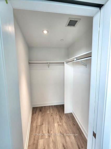 585 Bloor Street E, Unit 2723 - Photo 15