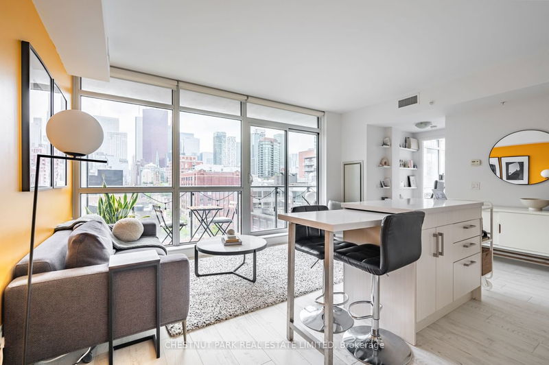 Unit 907 — 39 Sherbourne St, Toronto - Moss Park image-0-0