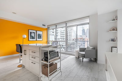 Unit 907 — 39 Sherbourne St, Toronto - Moss Park image-0-4