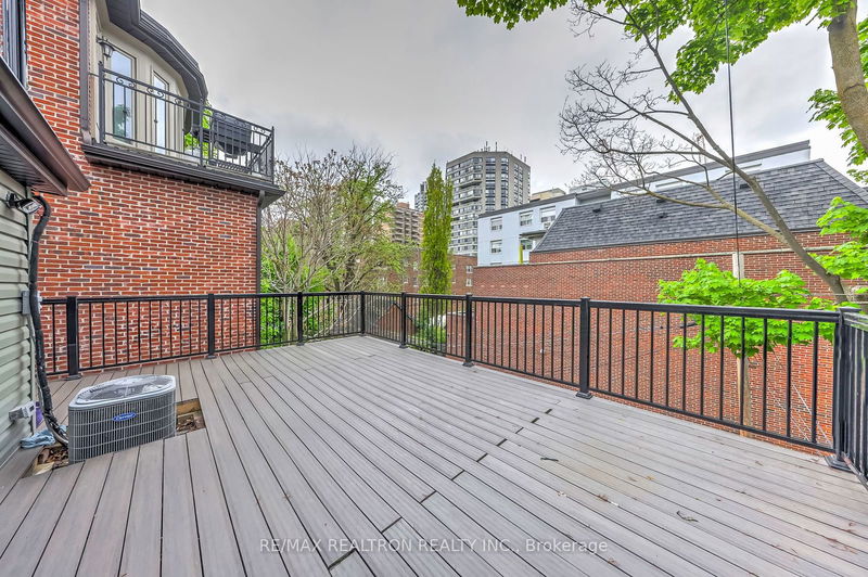 386 Spadina Rd  Toronto, M5P 2V9 | Image 26