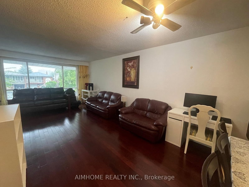 Upper - 62 Mentor Blvd, Toronto, M2H 2N1 | Image 2